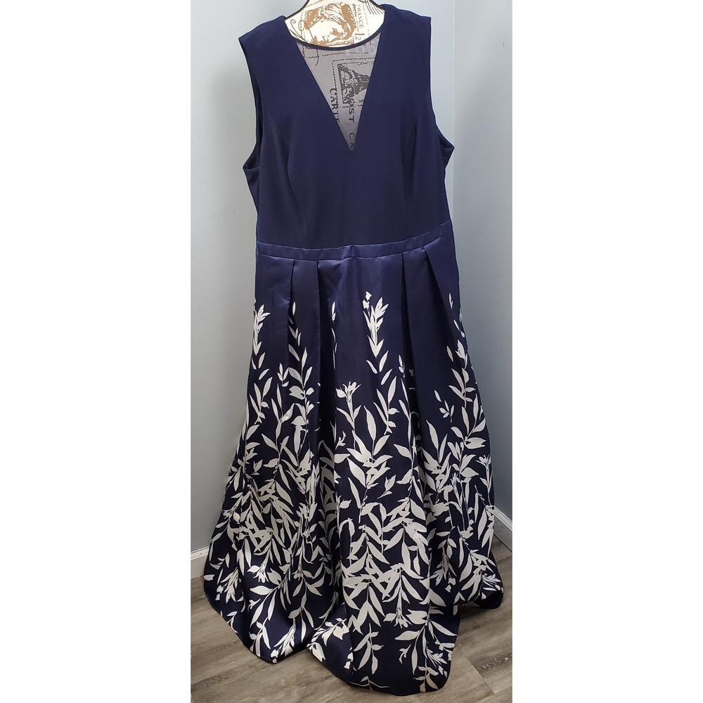 Morgan & Co. Maxi Dress Womens 24W Blue White Satin Leaf Printed Evening EUC